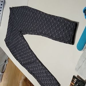 Vineyard Vines Large leggings with whale tail pattern